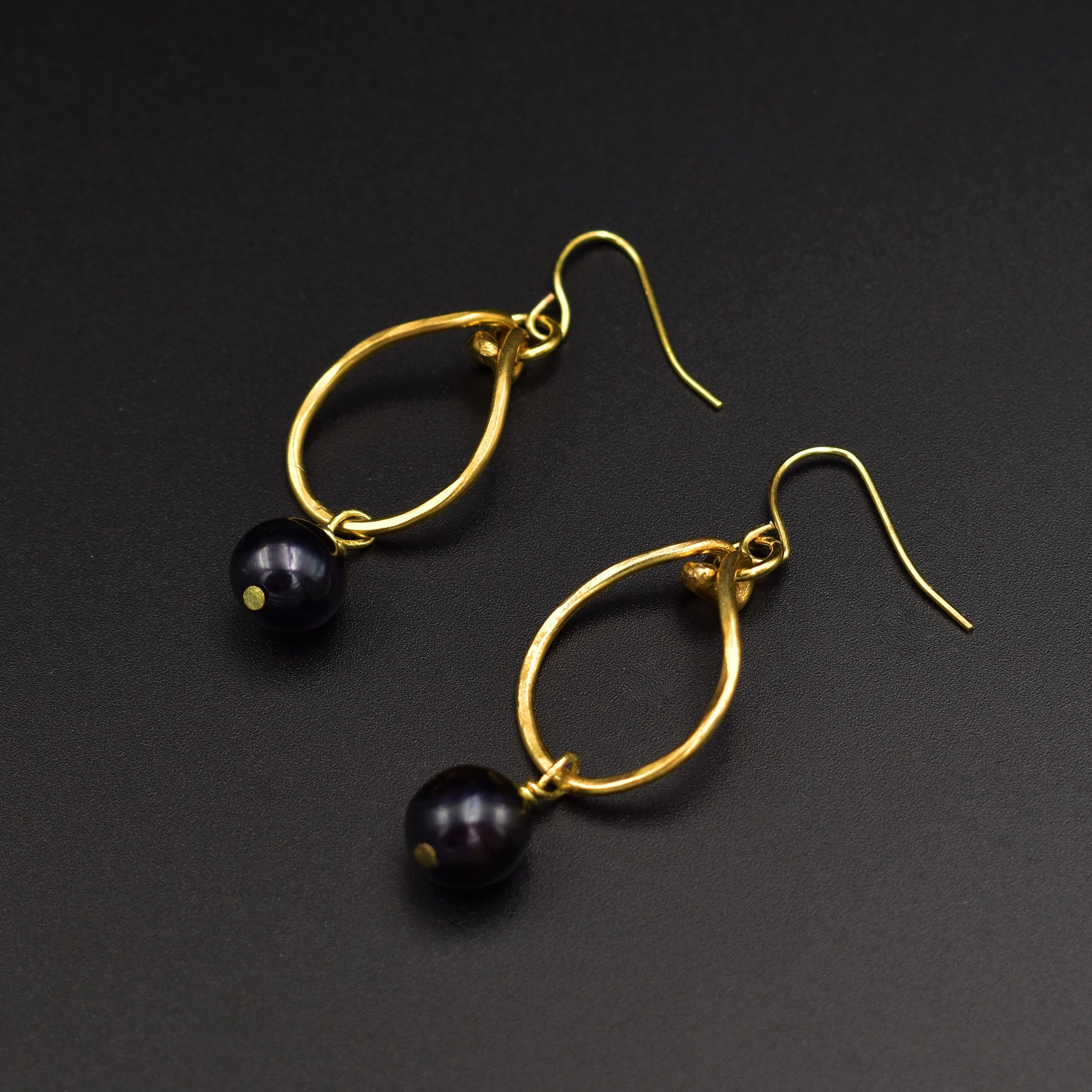 Moonlight Cascade Earrings - Peacock Pearls